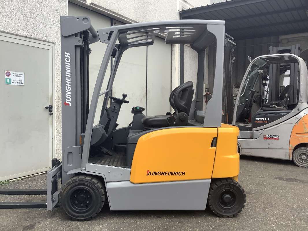 Jungheinrich-EFG MC 320