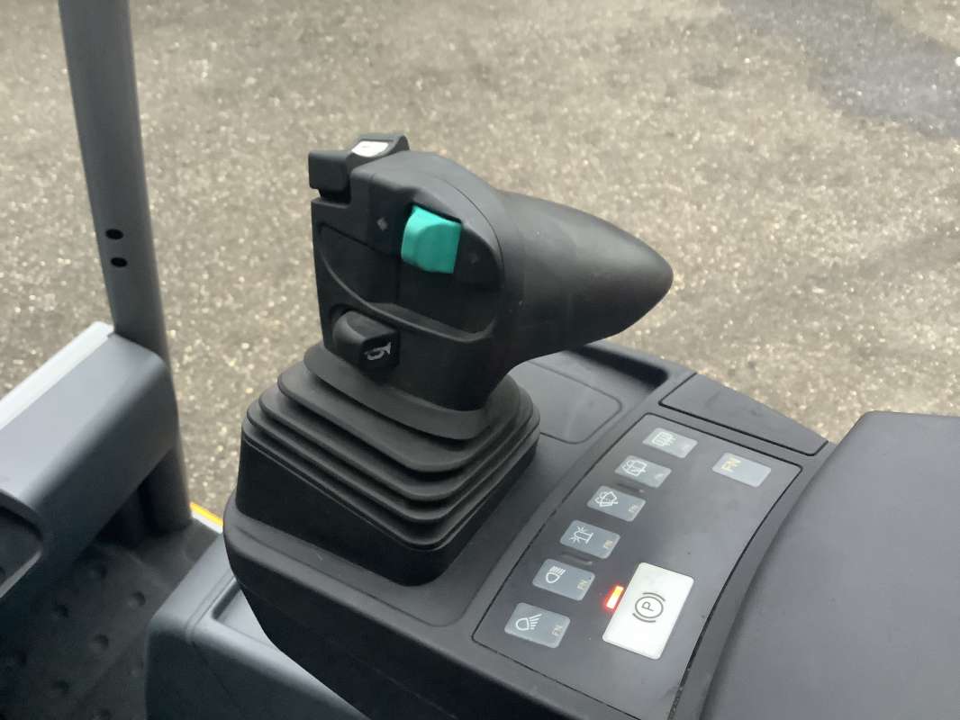 Jungheinrich-EFG 213