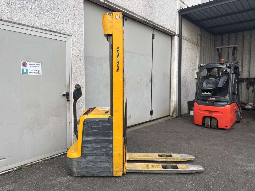 Jungheinrich-EJC 216