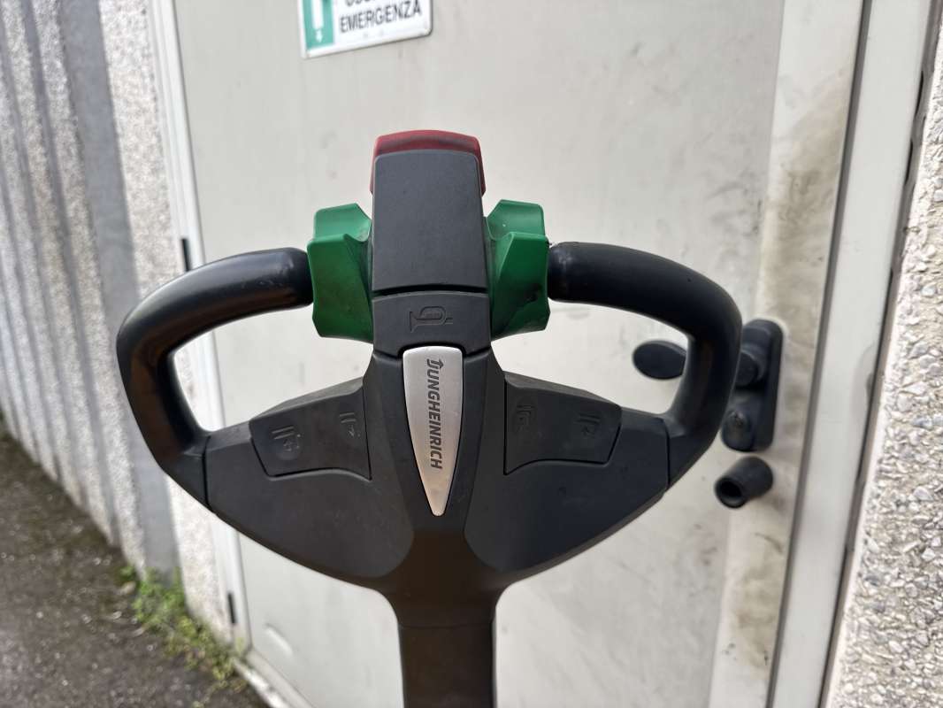 Jungheinrich-EJC 216