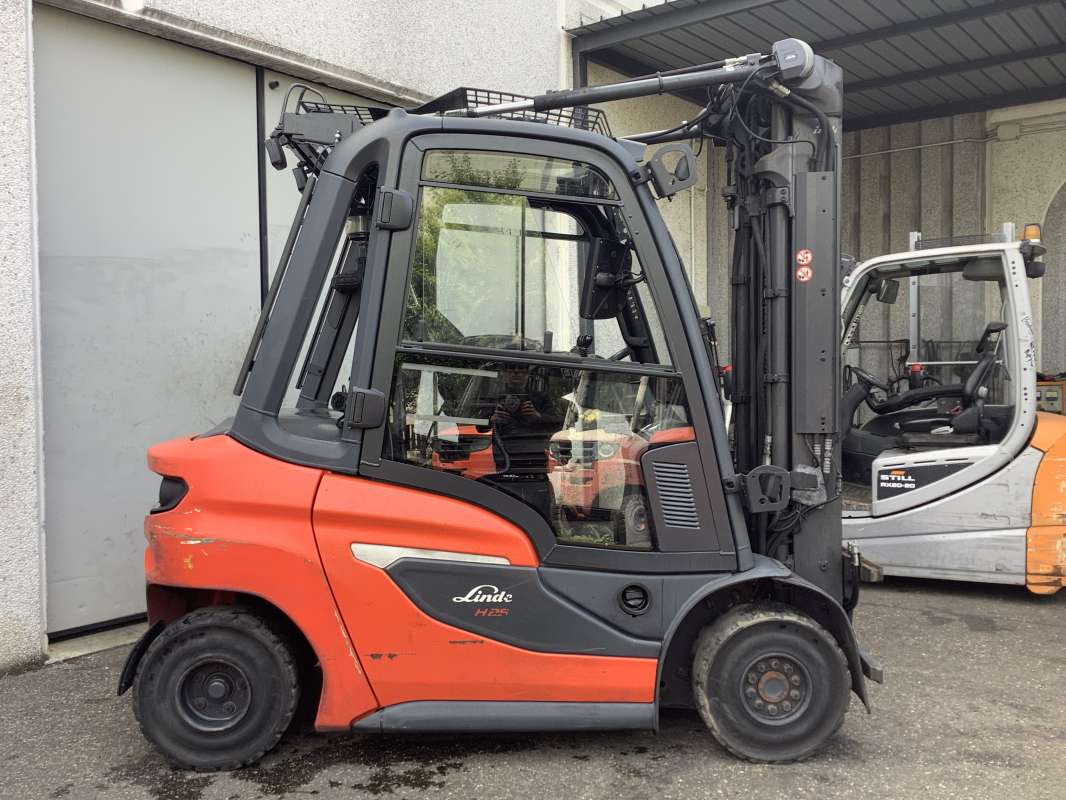 Linde-H25D-01