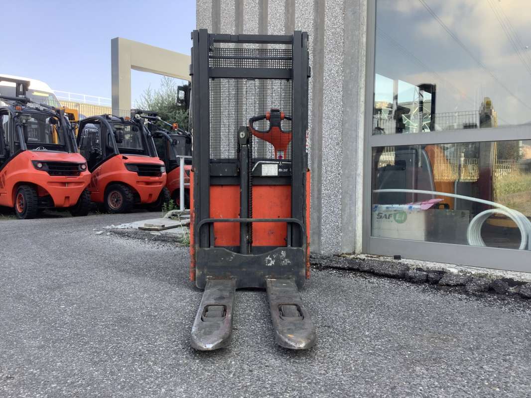 Linde-L12