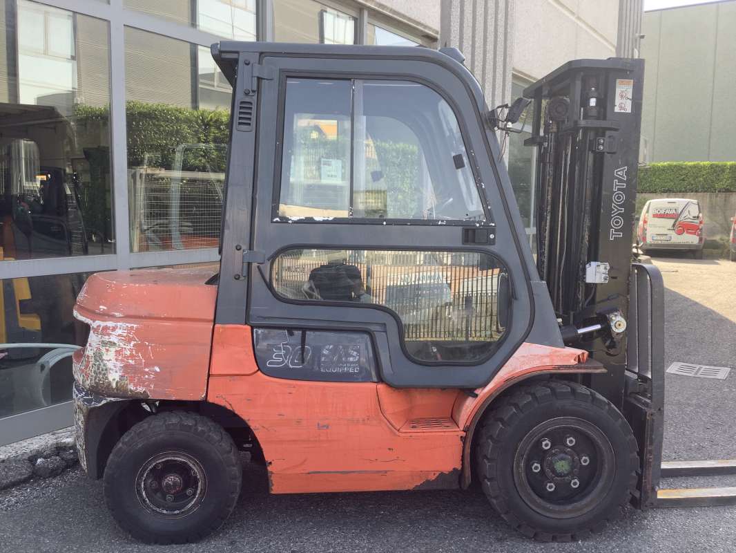 Toyota-62-7FDF30