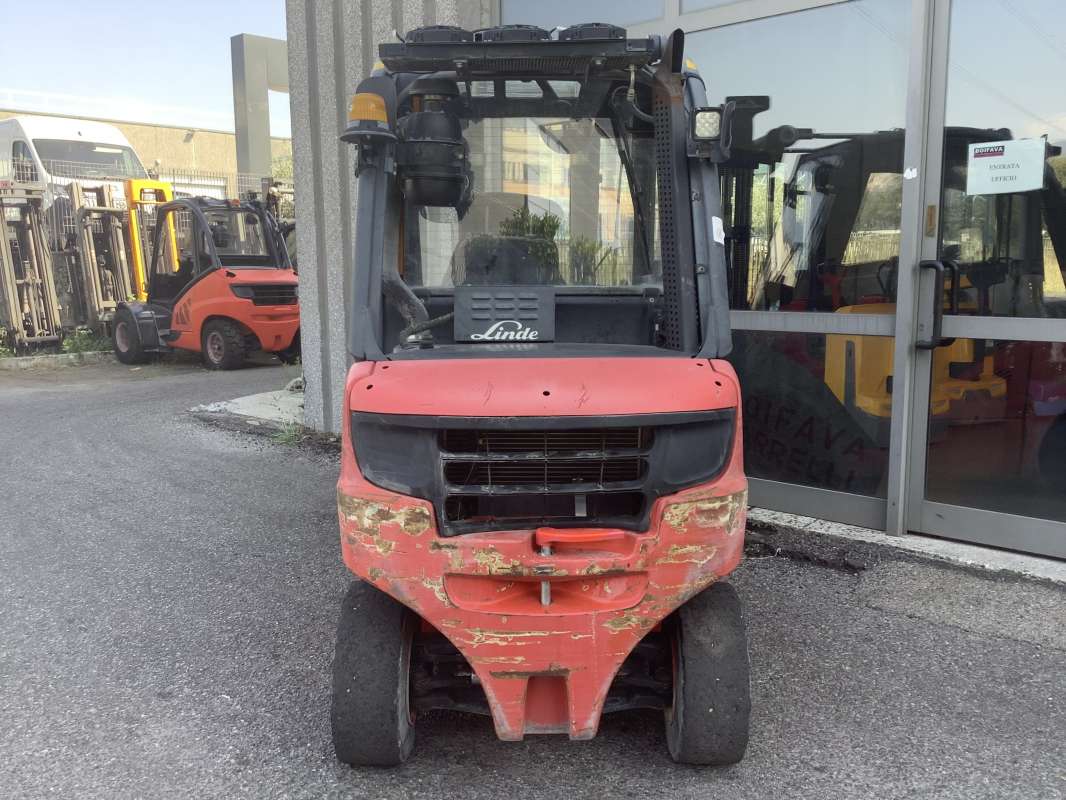 Linde-H25D-02