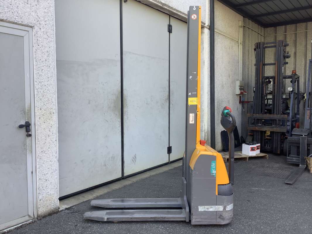 Jungheinrich-EMC 110