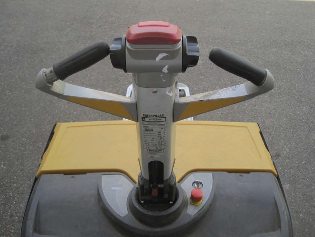 Caterpillar-NPVR20N