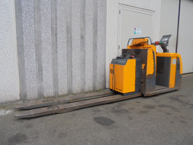 Jungheinrich-ECE 220 HP