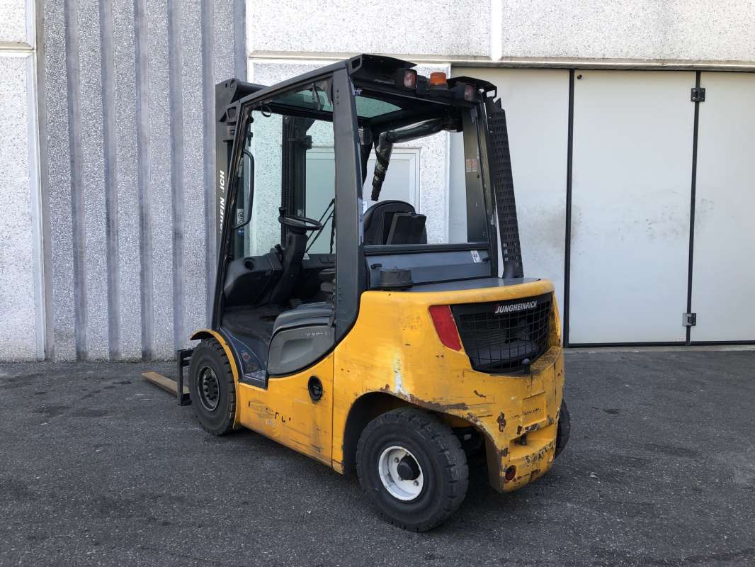 Jungheinrich-DFG 425S