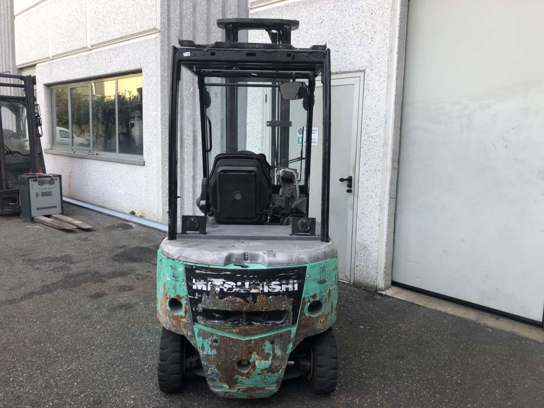 Mitsubishi-FB20PN