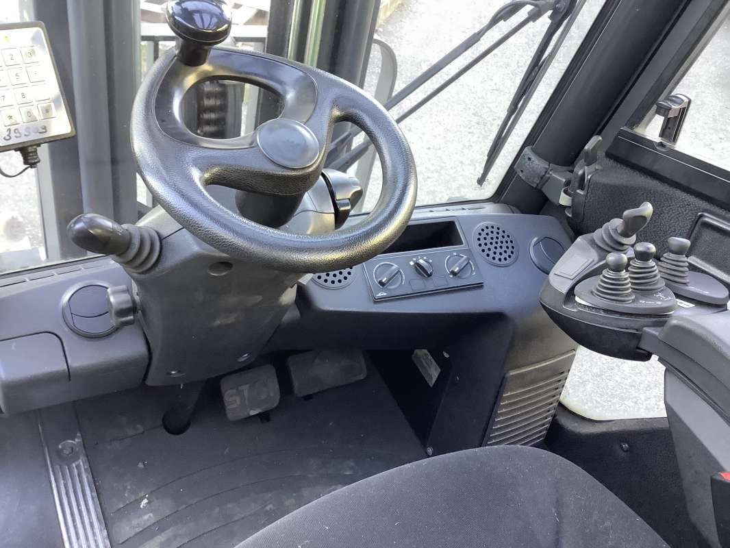 Linde-H30D-01