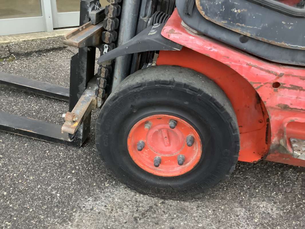 Linde-H25D-02