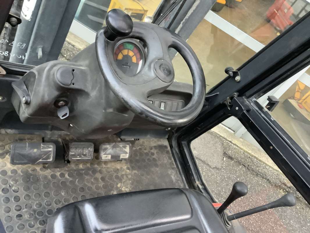 Linde-H25D-02