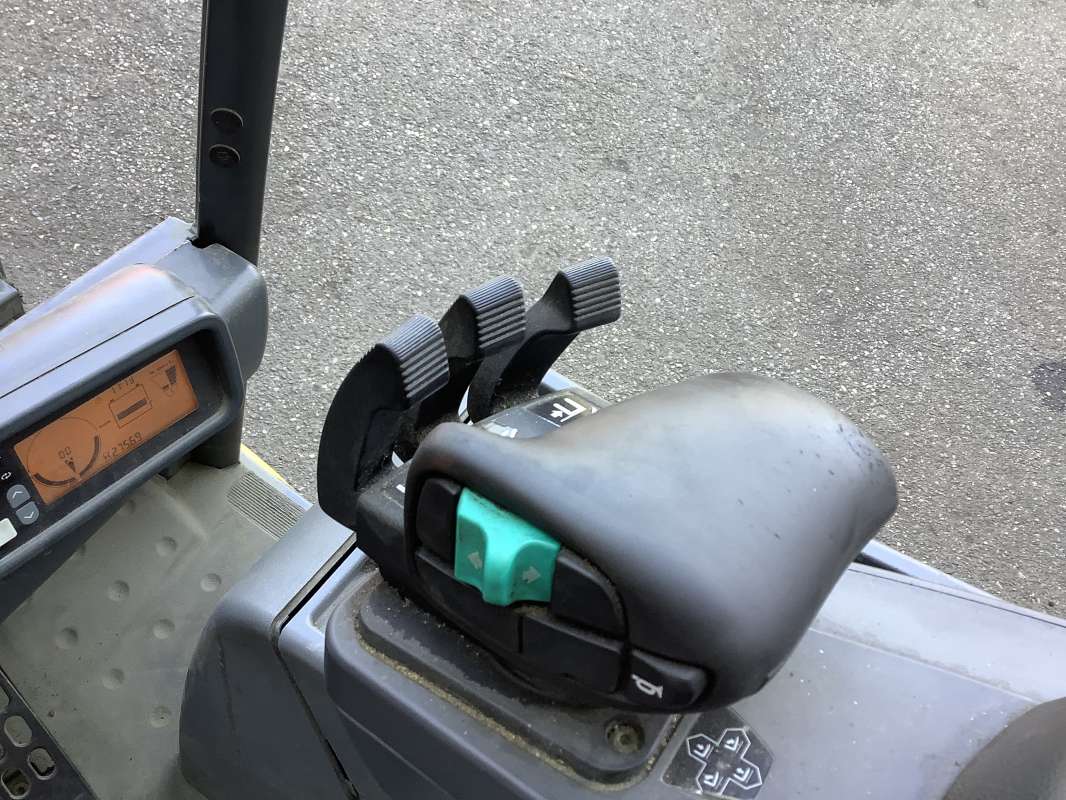 Jungheinrich-EFG 215