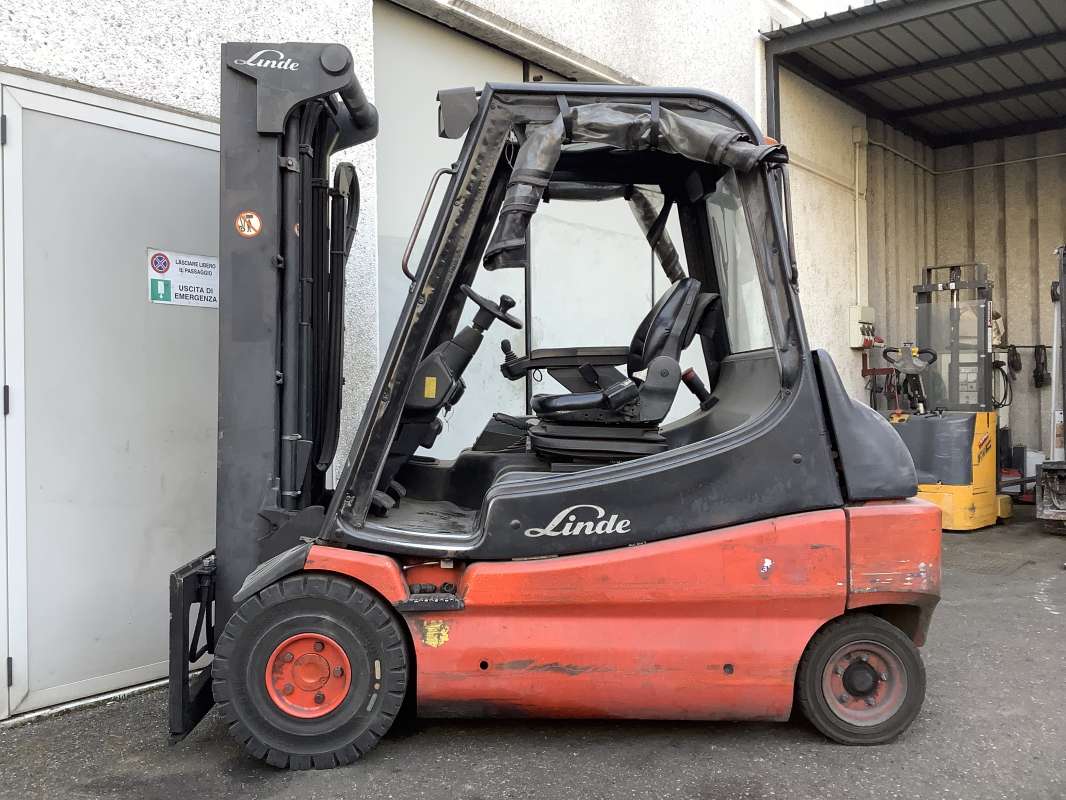 Linde-E30-02