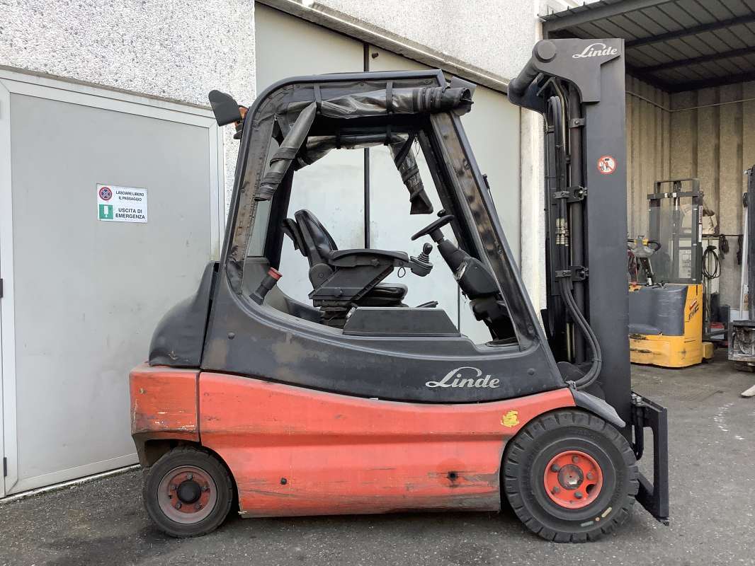 Linde-E30-02