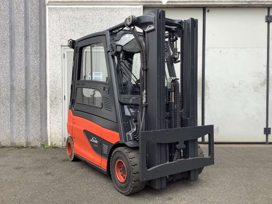 Linde-E30L-01