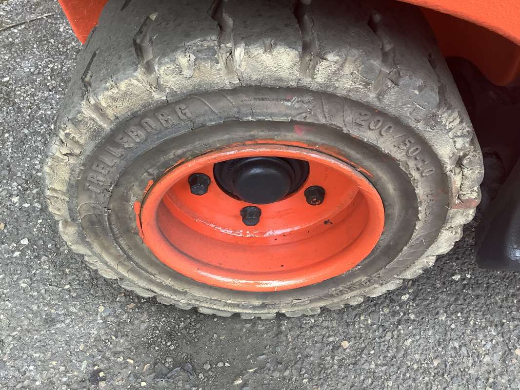 Linde-E30L-01