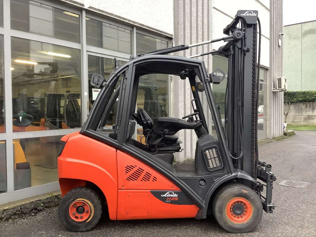 Linde-H25D-02