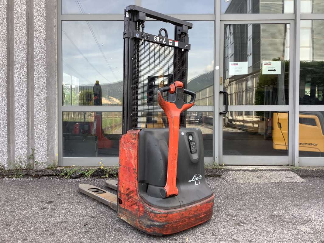 Linde-L12