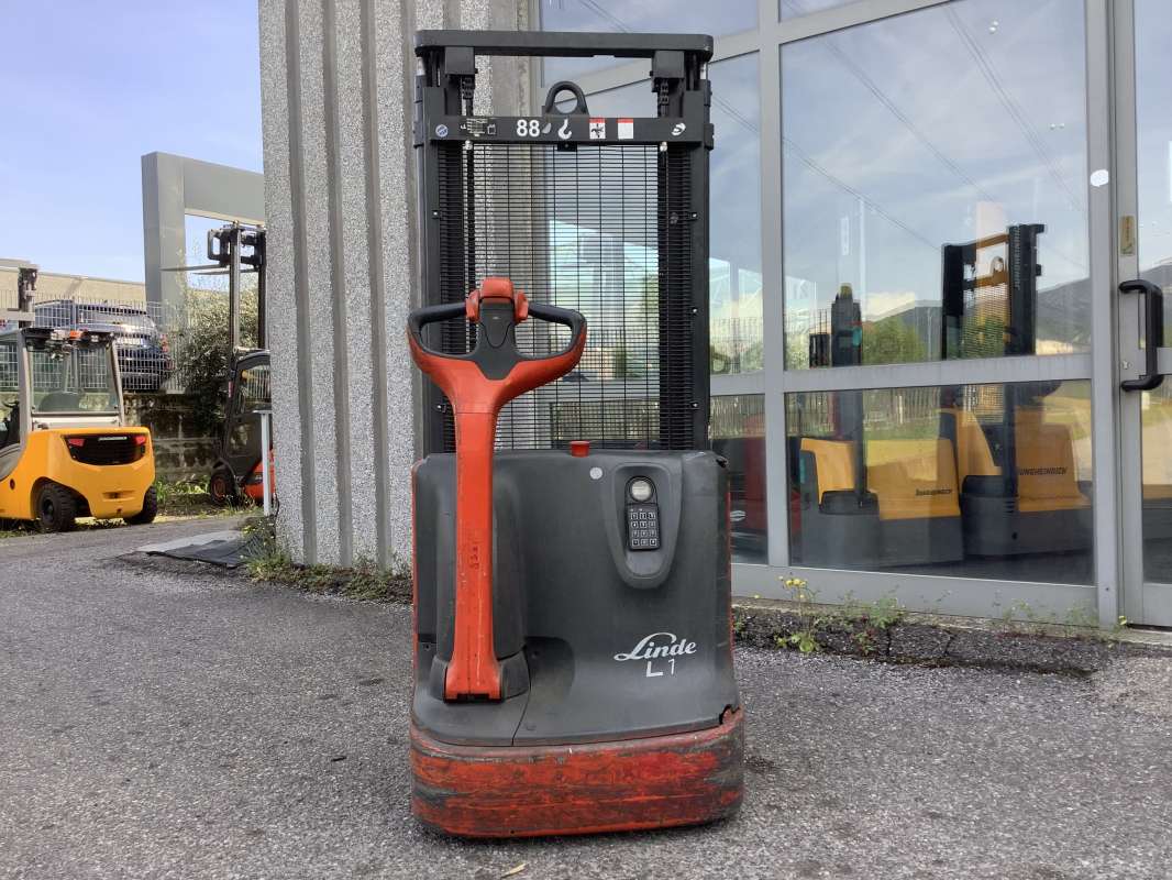 Linde-L12