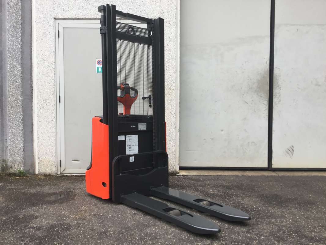 Linde-L12