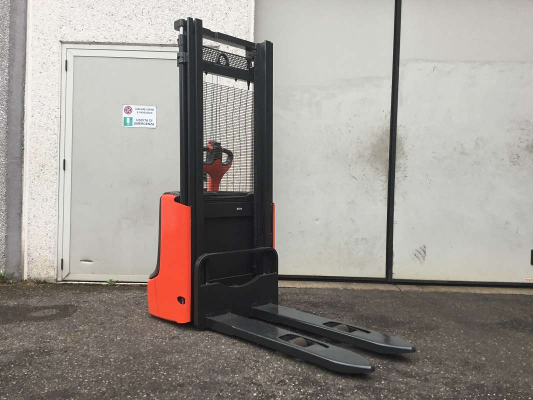 Linde-L12