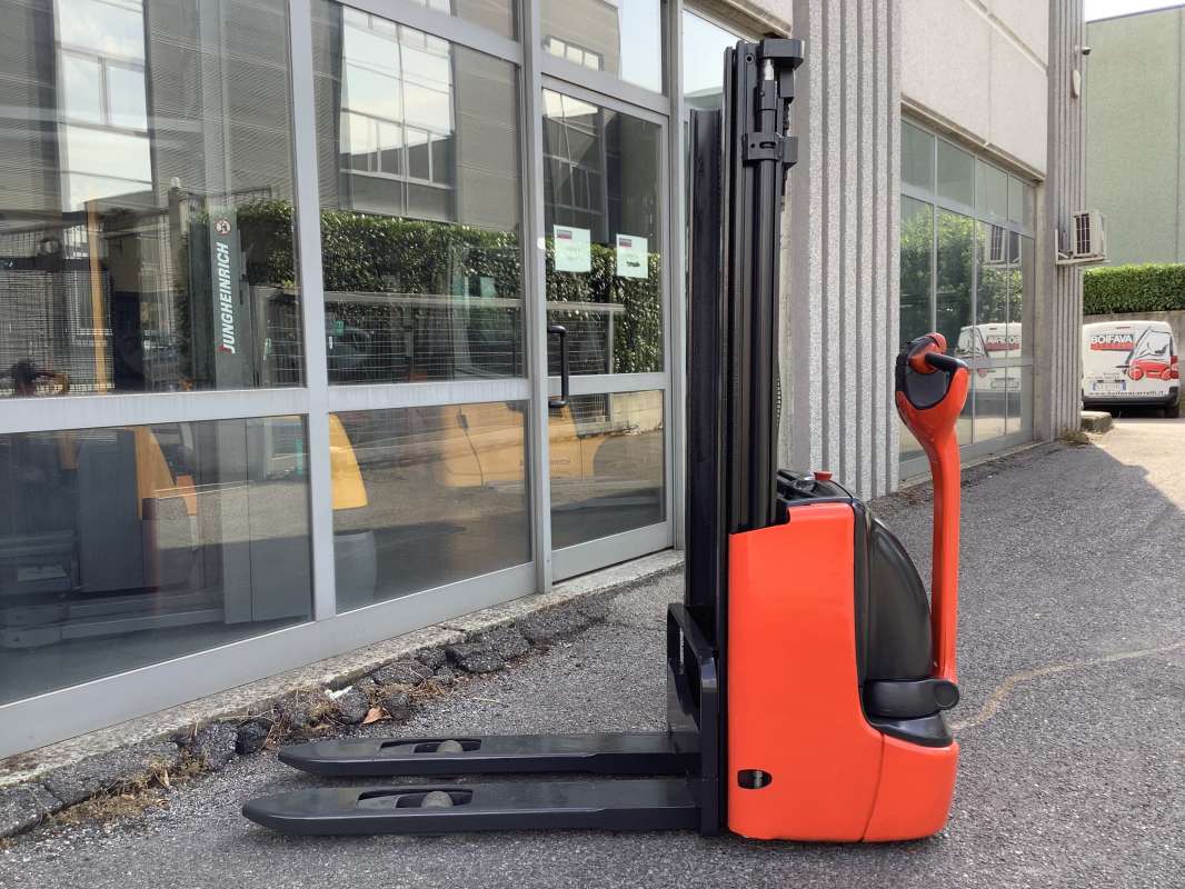 Linde-L12