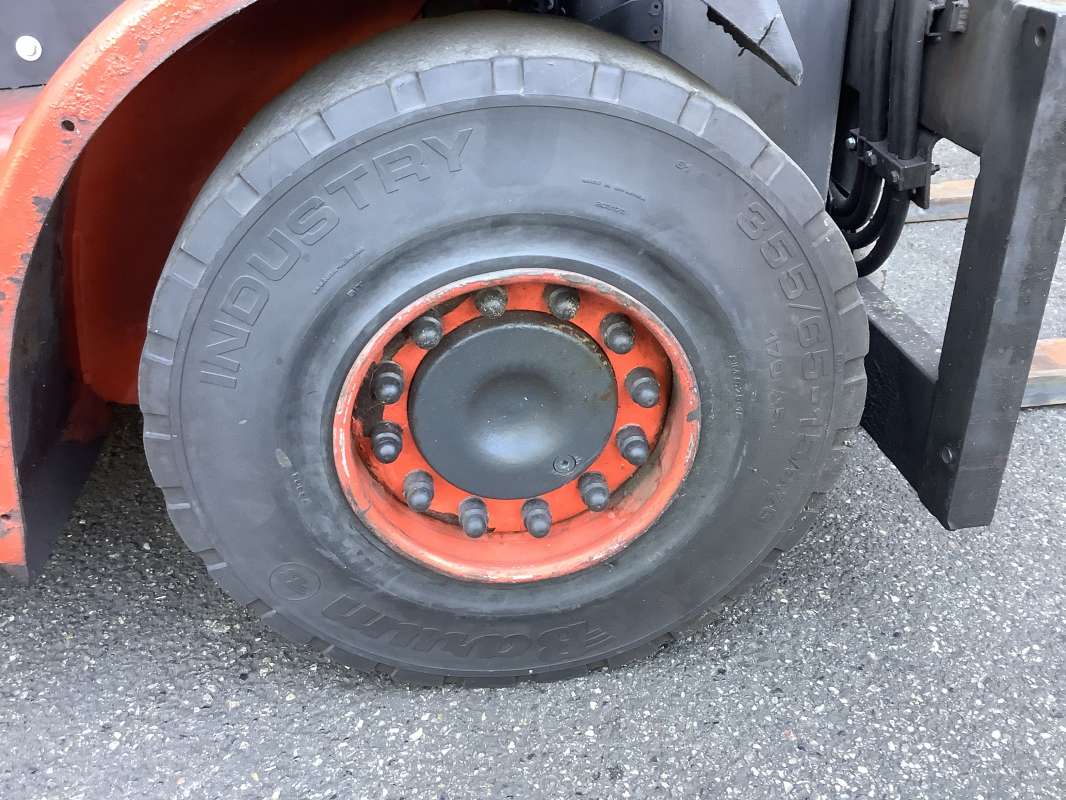 Linde-H70D-02