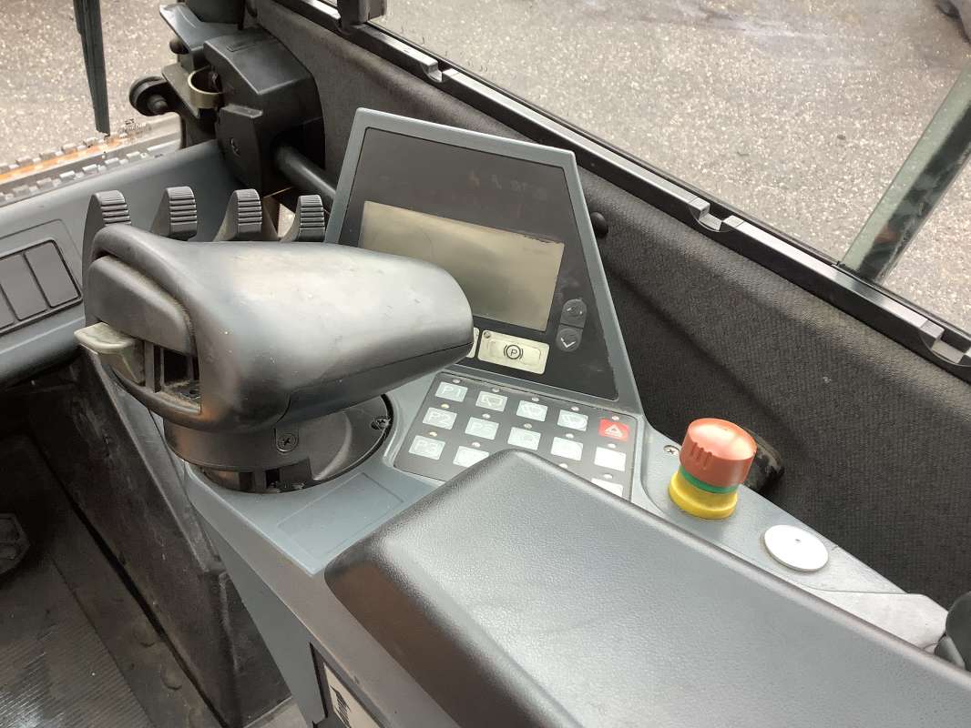 Jungheinrich-DFG 425S