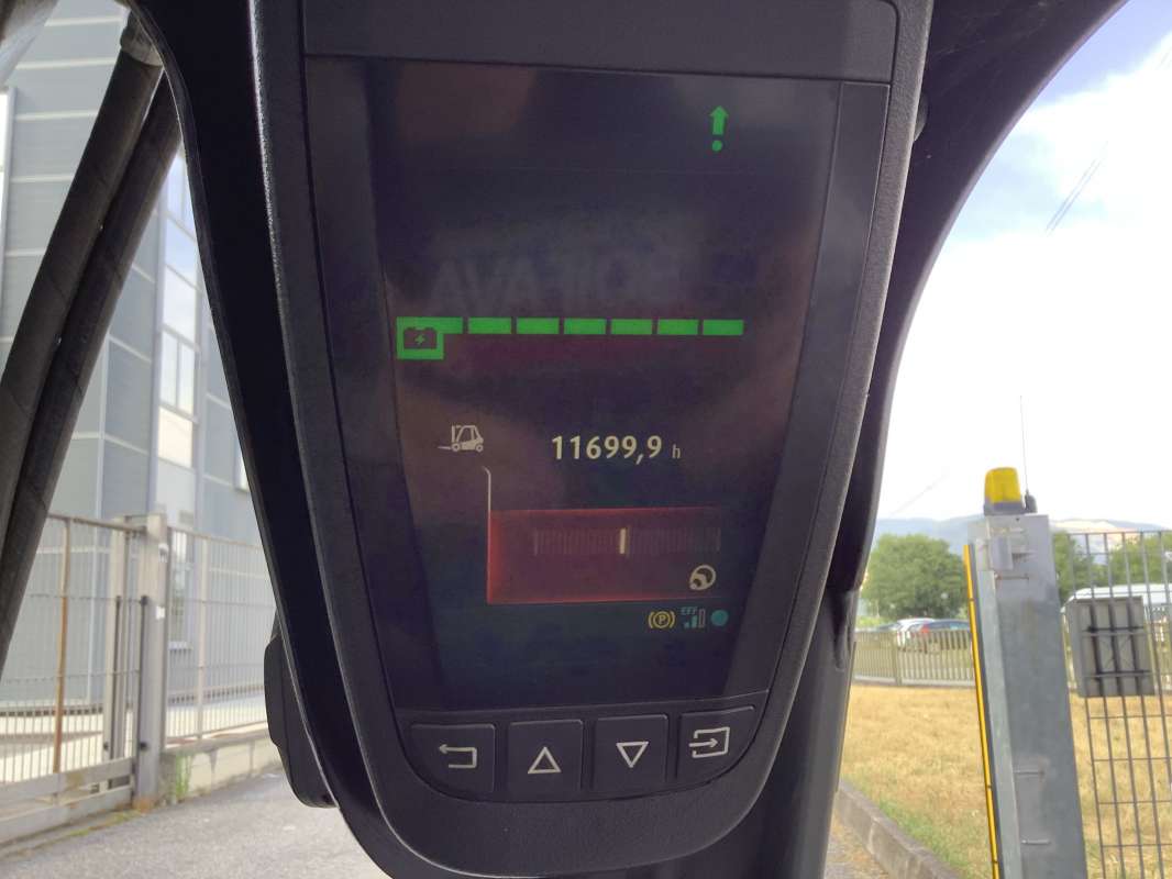 Linde-E20L-02