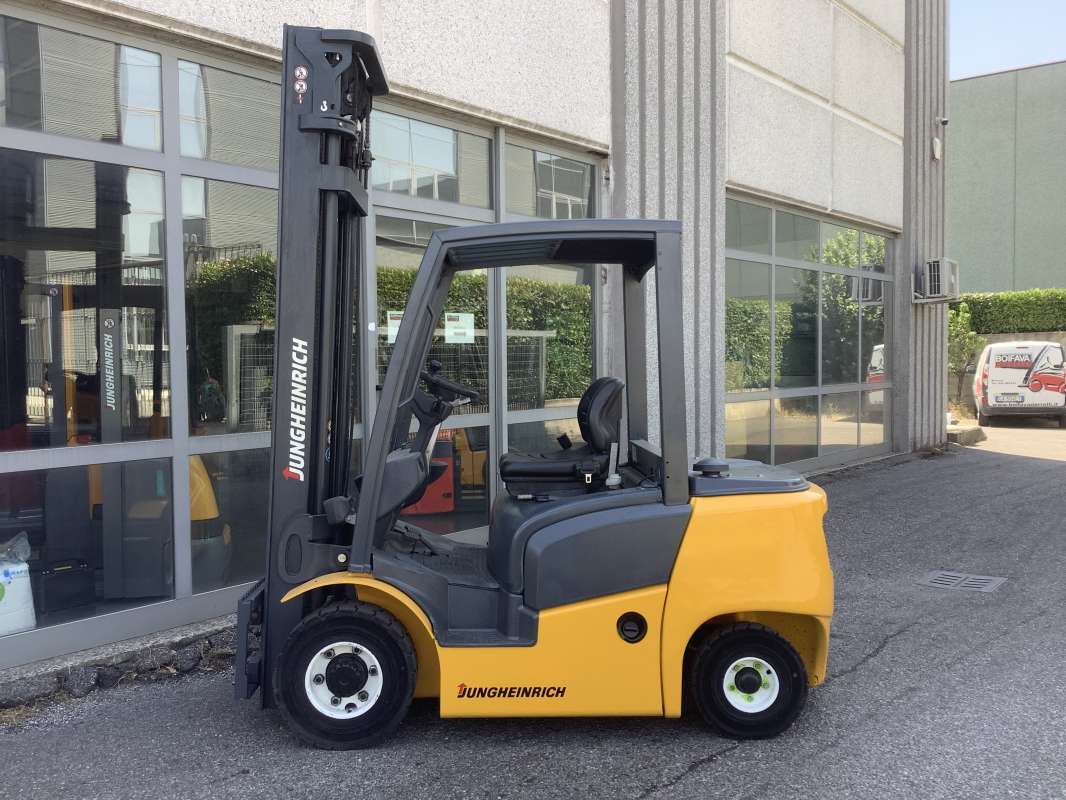 Jungheinrich-DFG 425