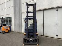 Komatsu-FD25T
