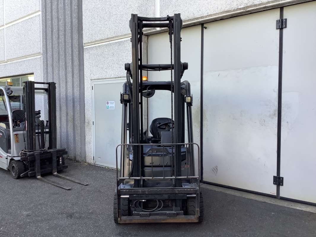 Linde-E18-02