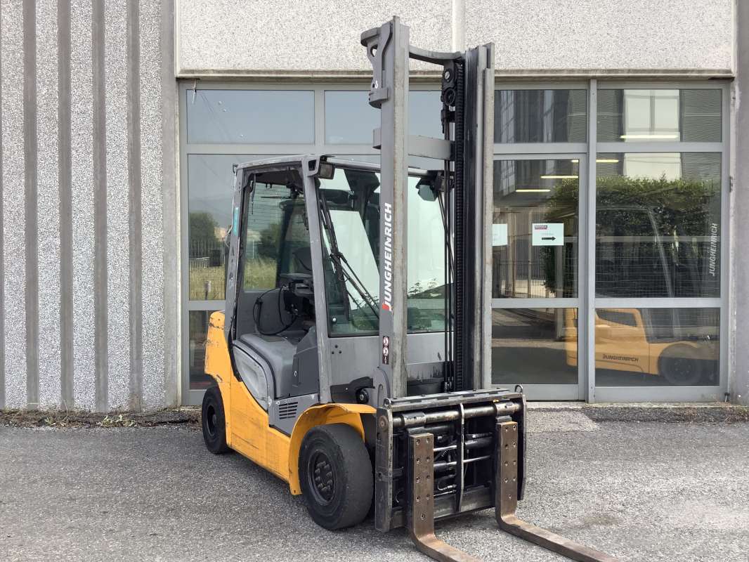 Jungheinrich-DFG 425S