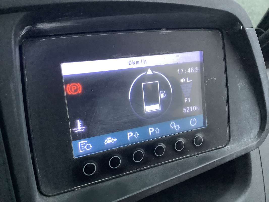 Jungheinrich-DFG 425S