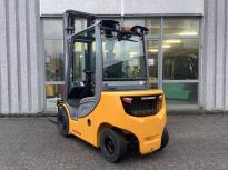 Jungheinrich-DFG 425S