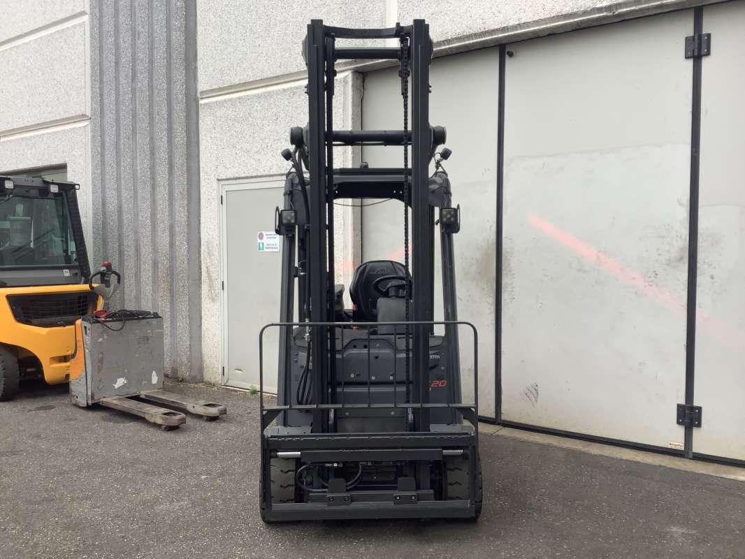 Linde-E20PL-02
