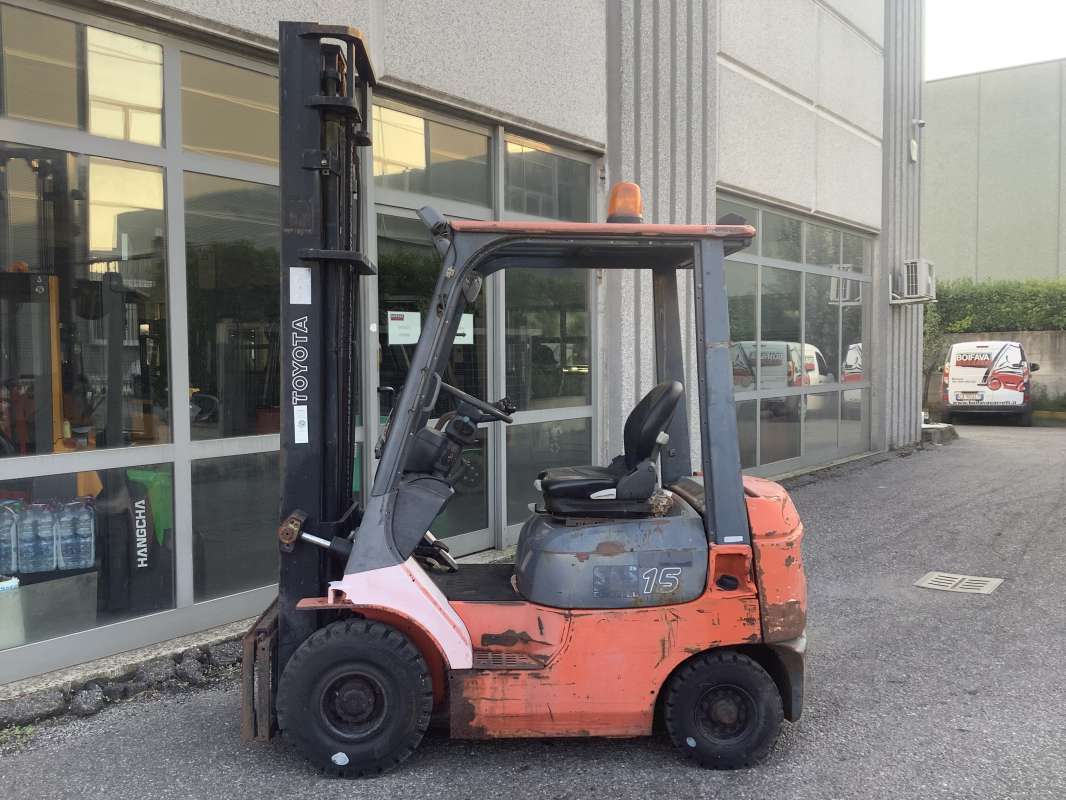 Toyota-02-7FDF15