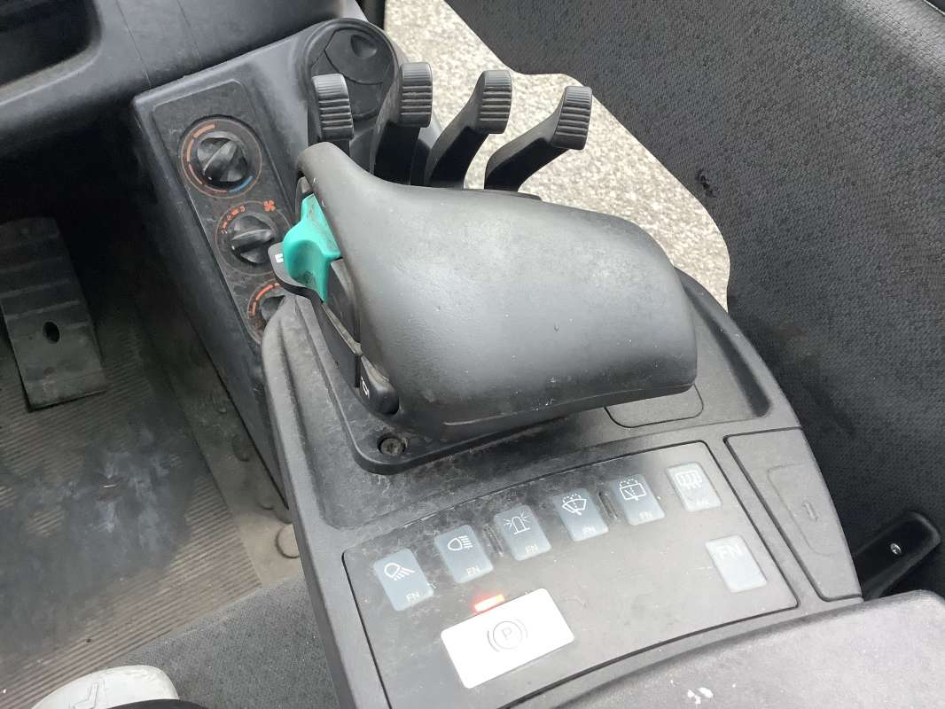 Jungheinrich-DFG 425S