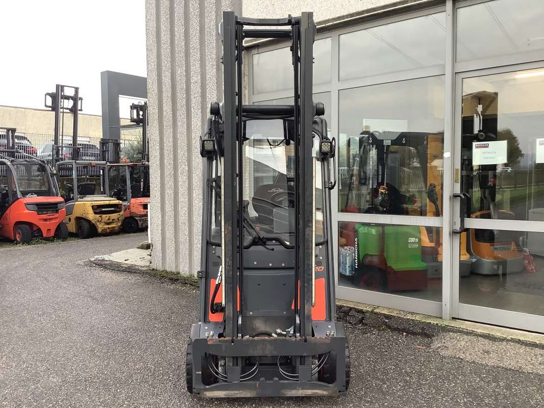 Linde-E20PH-02